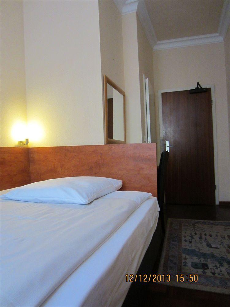 Altstadt Hotel Rheinblick Ντίσελντορφ Εξωτερικό φωτογραφία