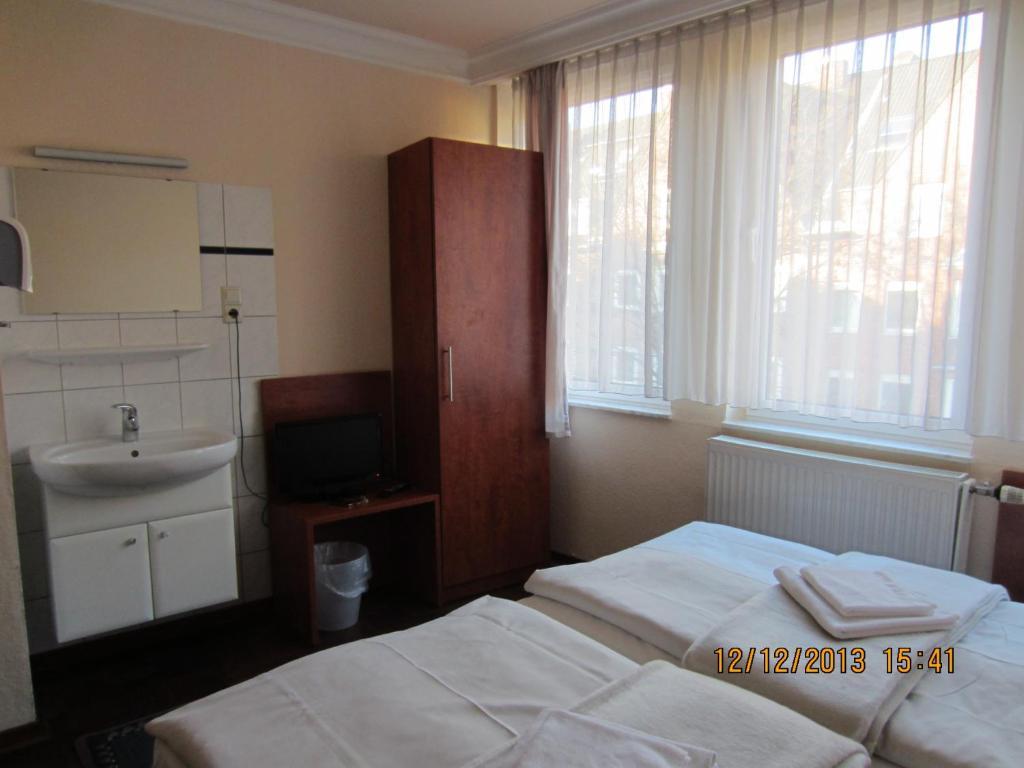 Altstadt Hotel Rheinblick Ντίσελντορφ Εξωτερικό φωτογραφία