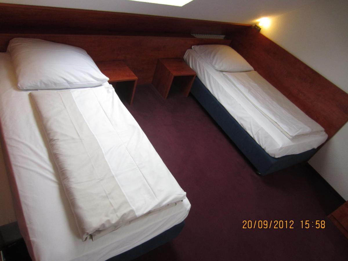 Altstadt Hotel Rheinblick Ντίσελντορφ Εξωτερικό φωτογραφία